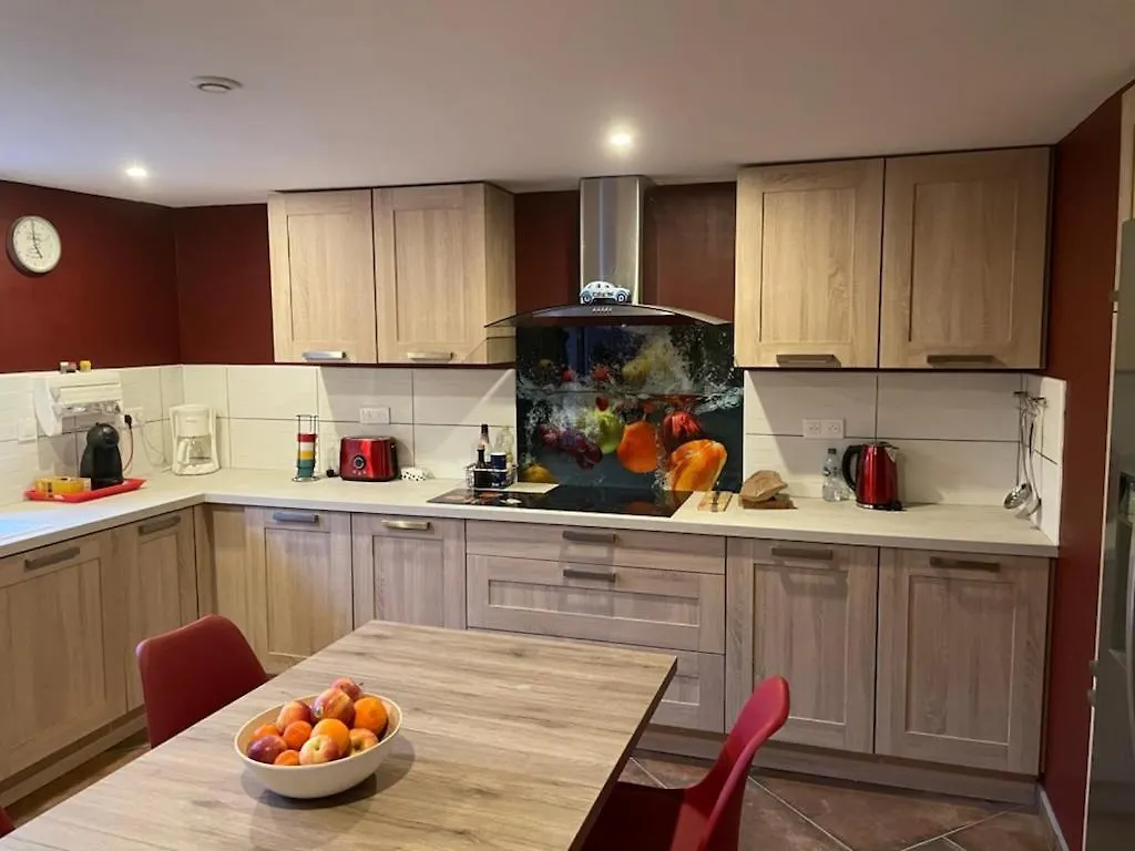 Holiday home Les Meubles De Lassou Gite Lombers